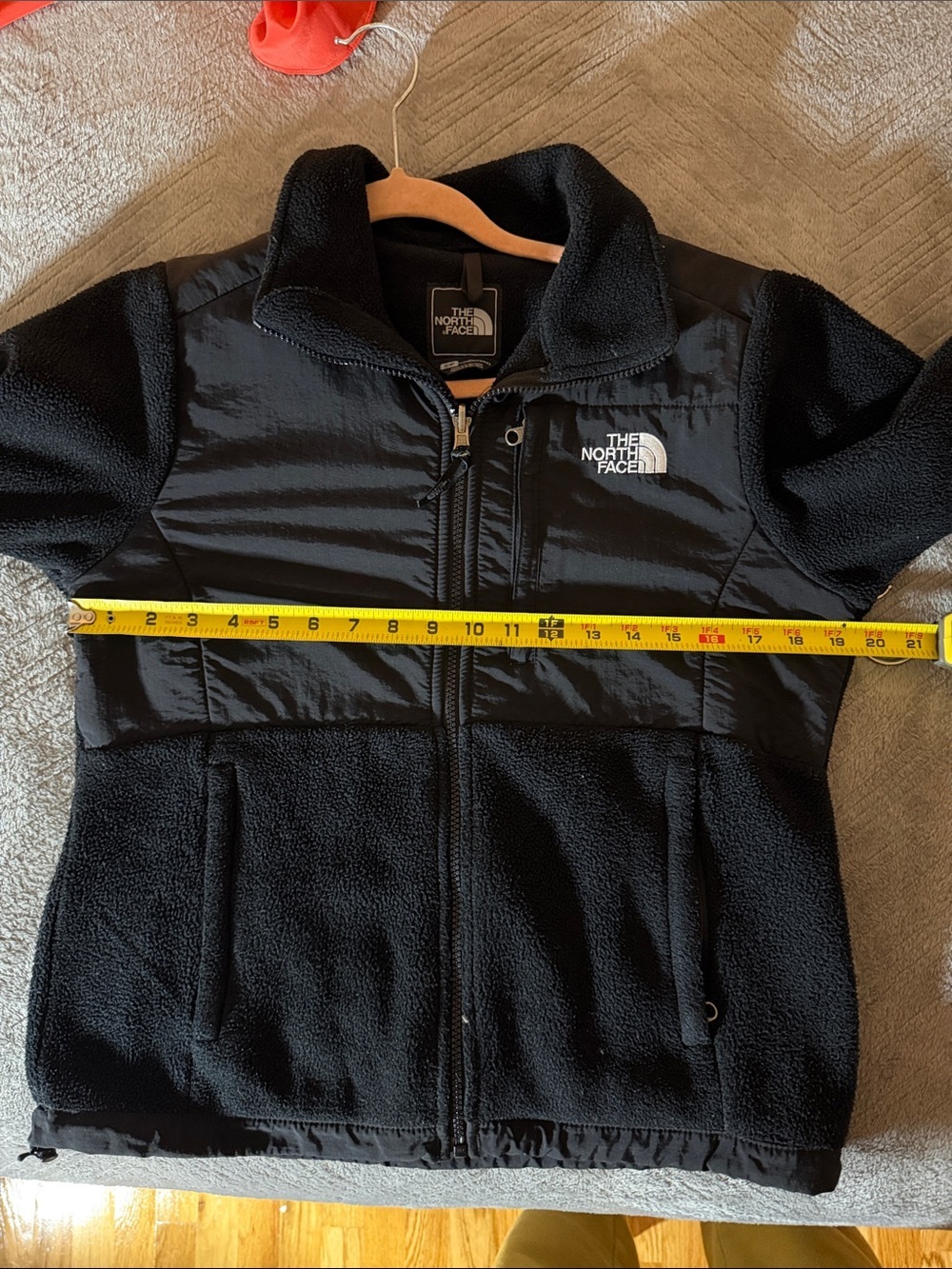 The North Face Women's Black Fleece Performance Jacket - Vintage TNF - Small - Picture 10 of 10